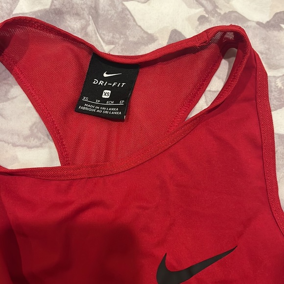 Nike Pro Intertwist top - Picture 3 of 3